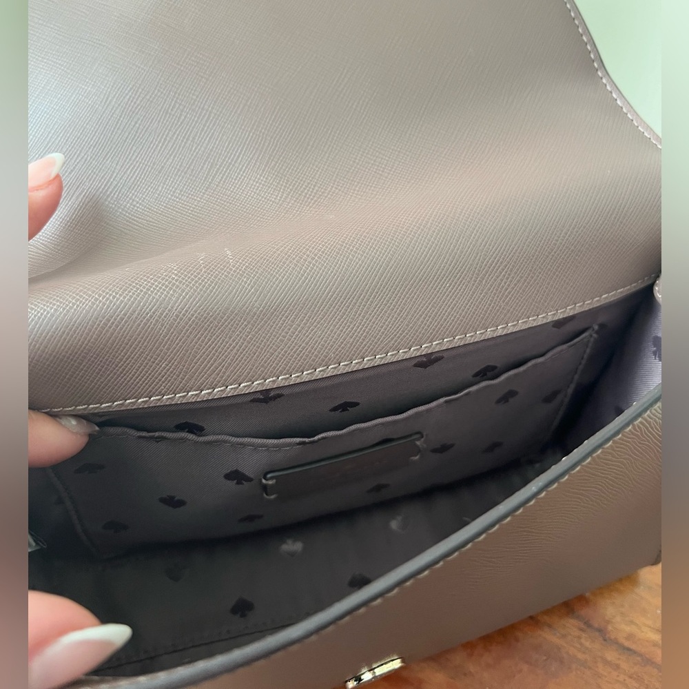 Kate Spade Carson Crossbody - Picture 3 of 3